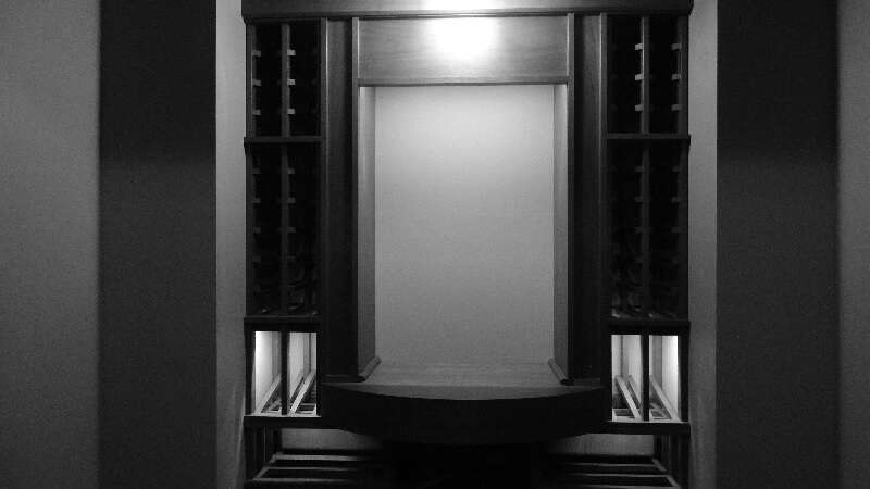Arch detail b/w